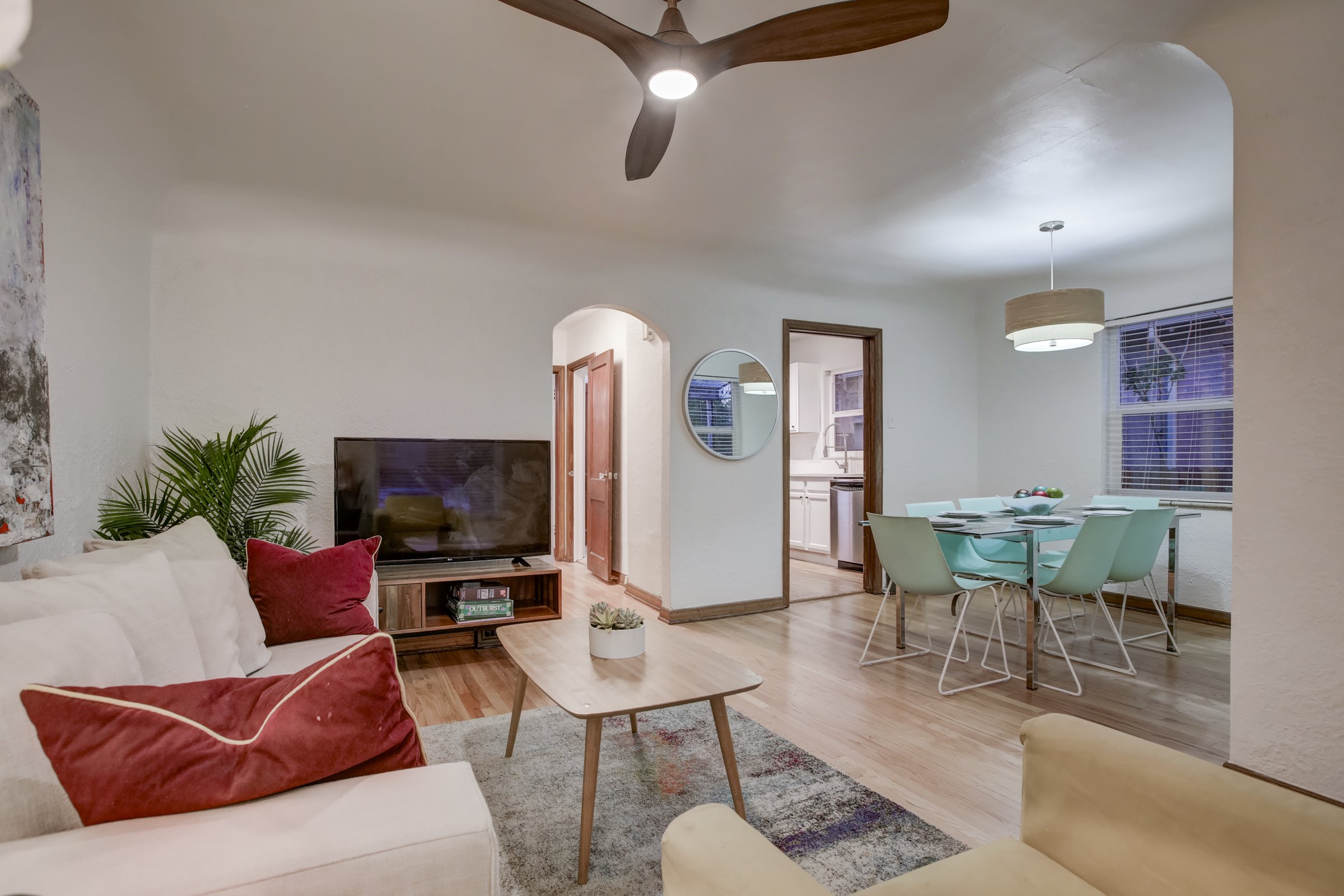 2440 Gaylord - Living Room